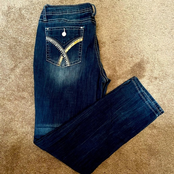 Women’s Distressed Jeans - Picture 1 of 3